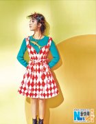 张慧雯花季时尚大片曝光 窈窕身材青春可人[组图]