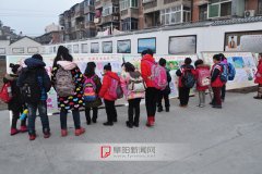 阜纺小学举办迎新年学生书画剪纸活动