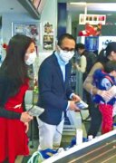 李嘉诚儿子约美女享受平民约会 身家45亿美元仅花36元[1]