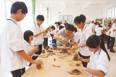 福建漳州招商局经济技术开发区实行15年免费教育