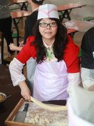 张哲：十年爱心志愿路