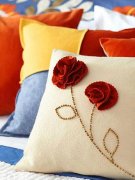 DIY蔷薇抱枕装点你的卧室