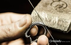 三大奢华大牌不务正业 抢霸珠宝业没商量