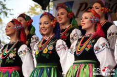 波兰农民庆祝 丰收节 (高清组图)