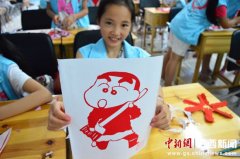 关爱贫困留守儿童公益活动在桂林医学院举行