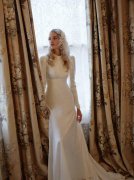 婚纱礼服和新娘首饰怎么搭配