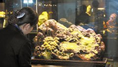 这里的石头会唱歌能绣花