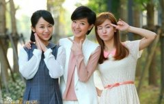 美女扎堆拍照杨幂唐嫣合照 明星证件照看真假天生丽质