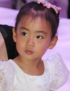 汪小菲晒小玥儿可爱萌照看明星家小公主谁最漂亮（组图）