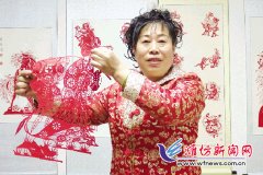 高密剪纸女艺人创作出“百猴迎春”系列作品