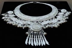 苗族银饰：执子之手，陪你痴狂