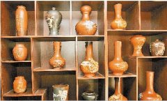 “金、木、土、石、布”助推经济惠及民生