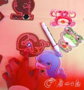 神奇画纸亮相广州 涂上颜色可通电（图）