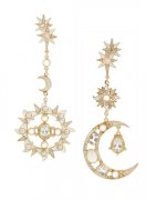 明星大爱珠宝花朵元素肆意绽放