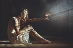 梦幻唯美 复古禁欲风格环境人像