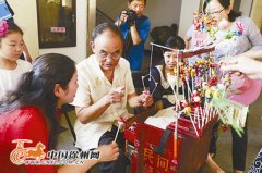 非遗展示让市民更爱家乡文化