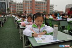 岳池千名学生 秀才艺迎接世界水日