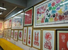 非遗传承人张云仙剪纸作品展开展