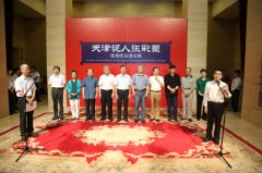  天津泥人张彩塑优秀作品亮相中国美术馆