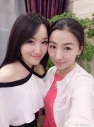 45岁杨钰莹闺蜜都是美女 个个白皙娇嫩似少女