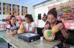 我市不断挖掘和继承民间艺术