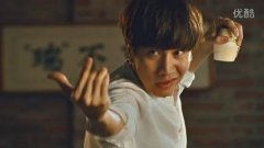 李光洙变身李小龙 “长颈鹿”大展搞笑功力