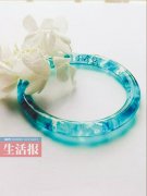 滴胶首饰用手作定格美 手镯里“养”花草(组图)