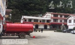 金坪乡自制运水车解决村民饮水难