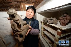 民间艺人黄泽富的泥塑世界