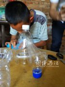 海大志愿者开展关爱留守儿童“环保齐参与”活动