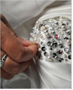 漂亮新娘婚纱礼服图片，超美婚纱手工制作步骤(2)