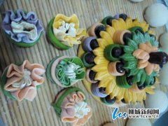 “花样面食”巧手做 聊城妈妈的卡通面点网上走俏