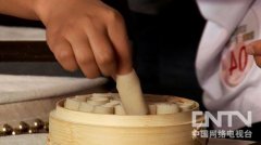 [致富经]美味的财富(1)为一碗面花400万元买了25个字之后(20130923)