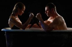 性感唯美 摄影师拍浴缸中的美女(五)