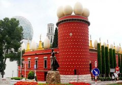 领略西班牙风情 蜜月旅行首选巴塞罗那