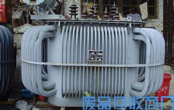 废旧变压器回收图