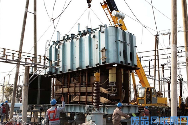 大型变压器拆除回收图