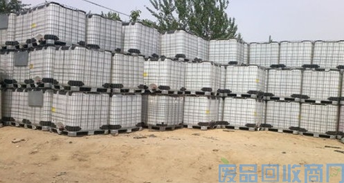 二手塑料桶出售图