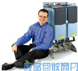 Vacon水冷型变频器在半潜式海上生活及供给平台动态定位系统中的 图