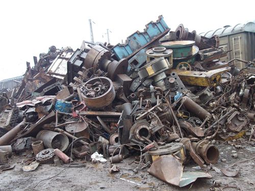 哪里有专业收购废铁 回收废铁价格多少钱一吨