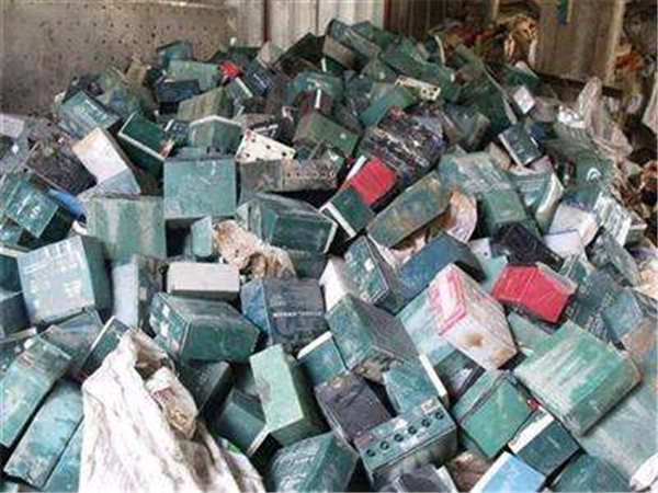 沈阳哪有回收电动车电瓶的