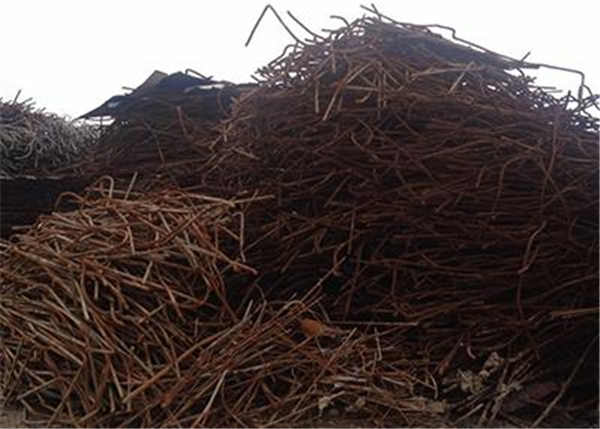 回收沈阳地区建筑工地废旧木方模板