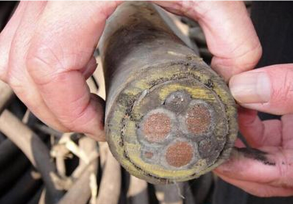 呼兰大量回收废电缆，废铜等废旧物资