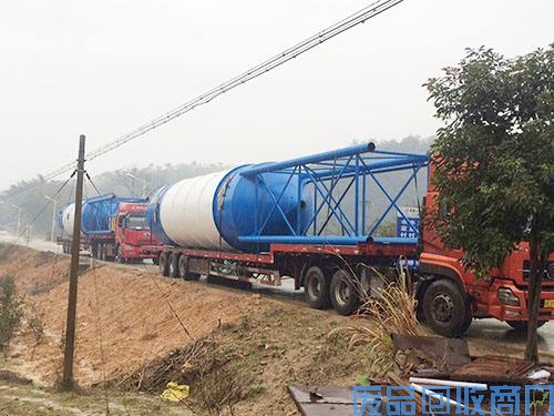 辽阳二手散装水泥罐批发图