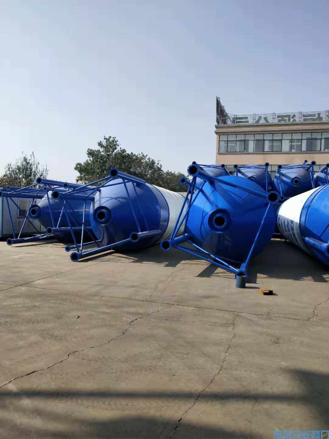 二手水泥仓批发图