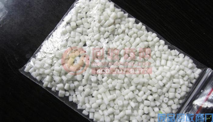 【PBT塑料】PBT是什么材料？PBT价格多少,PBT塑料特性及应用