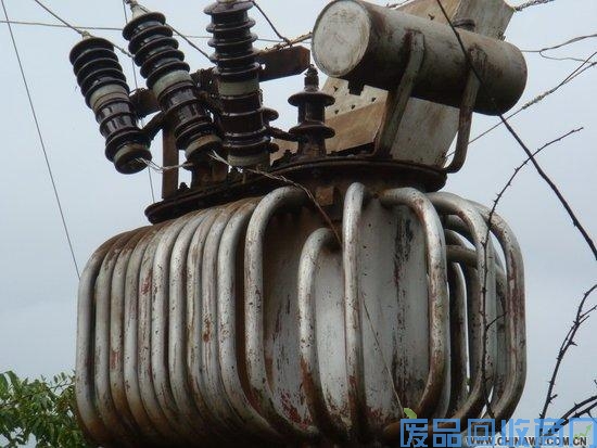 二手电力变压器回收图