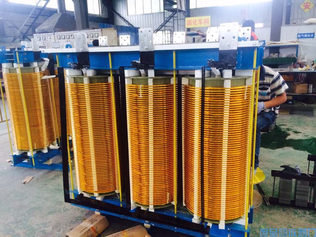 二手变压器铁芯回收图