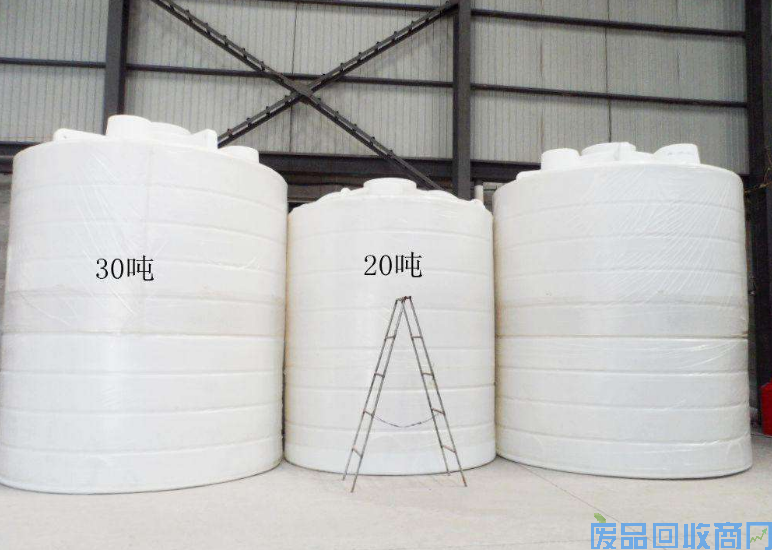 二手塑料储罐出售