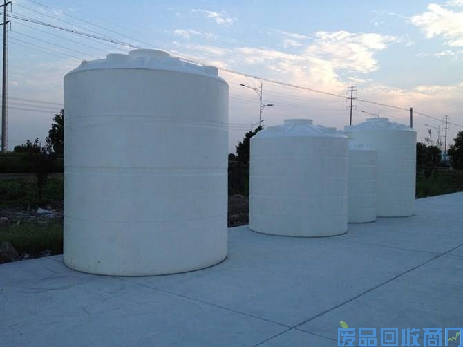 二手塑料储罐回收价格